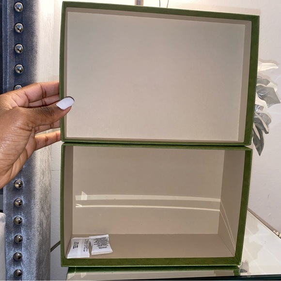 Authentic Gucci Gift box - Picture 2 of 4